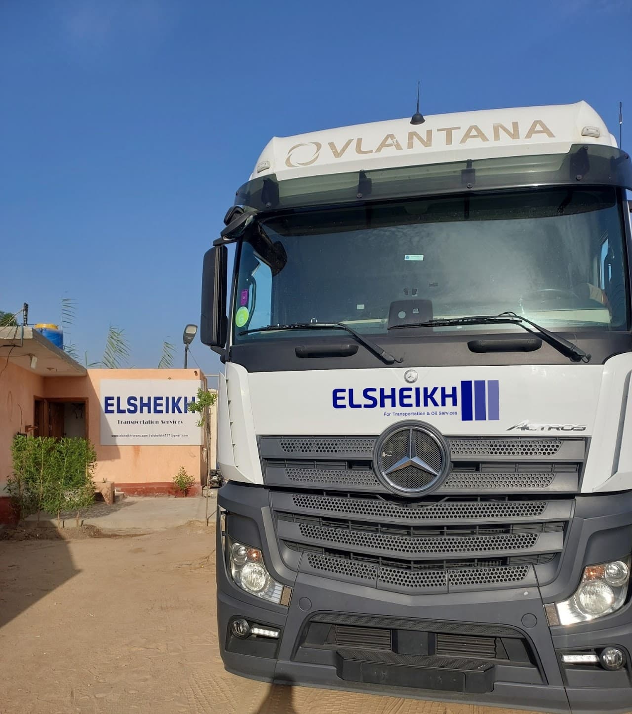 Mercedes Actros 1845 heavy transport truck